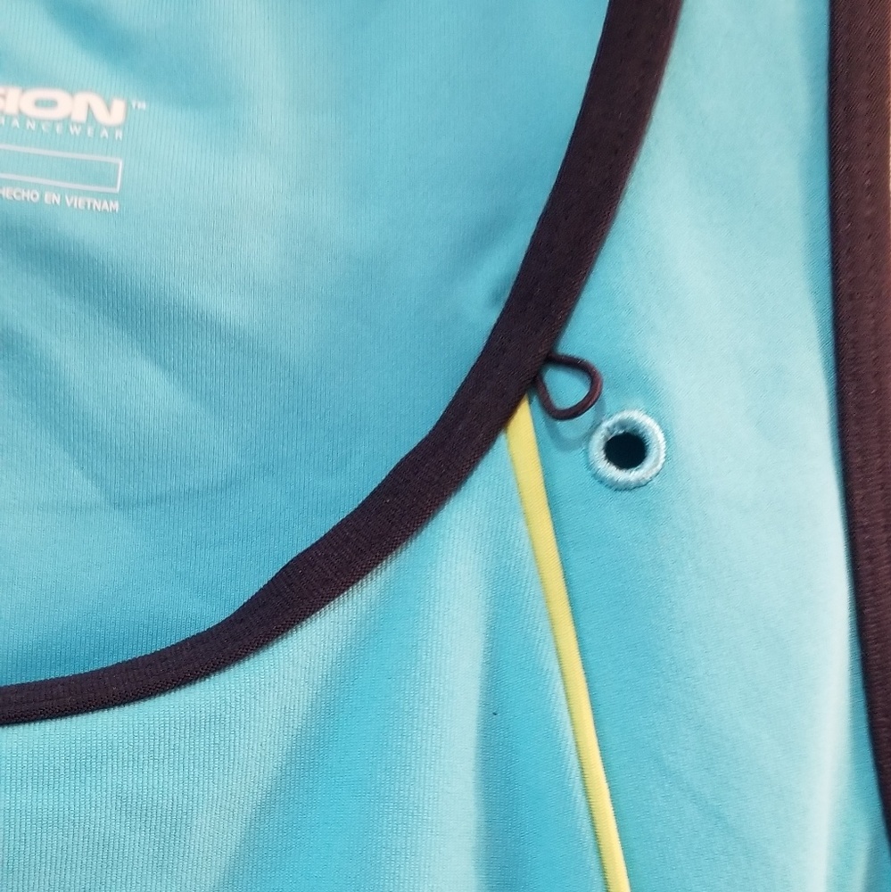 Performance wear - Picture 8 of 8